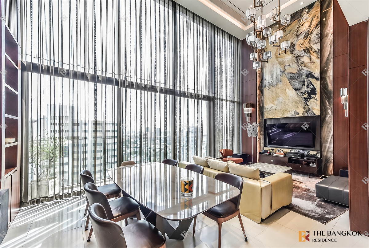 3 Bedrooms Condo for sale In Vittorio Khlong Tan Nuea Bangkok