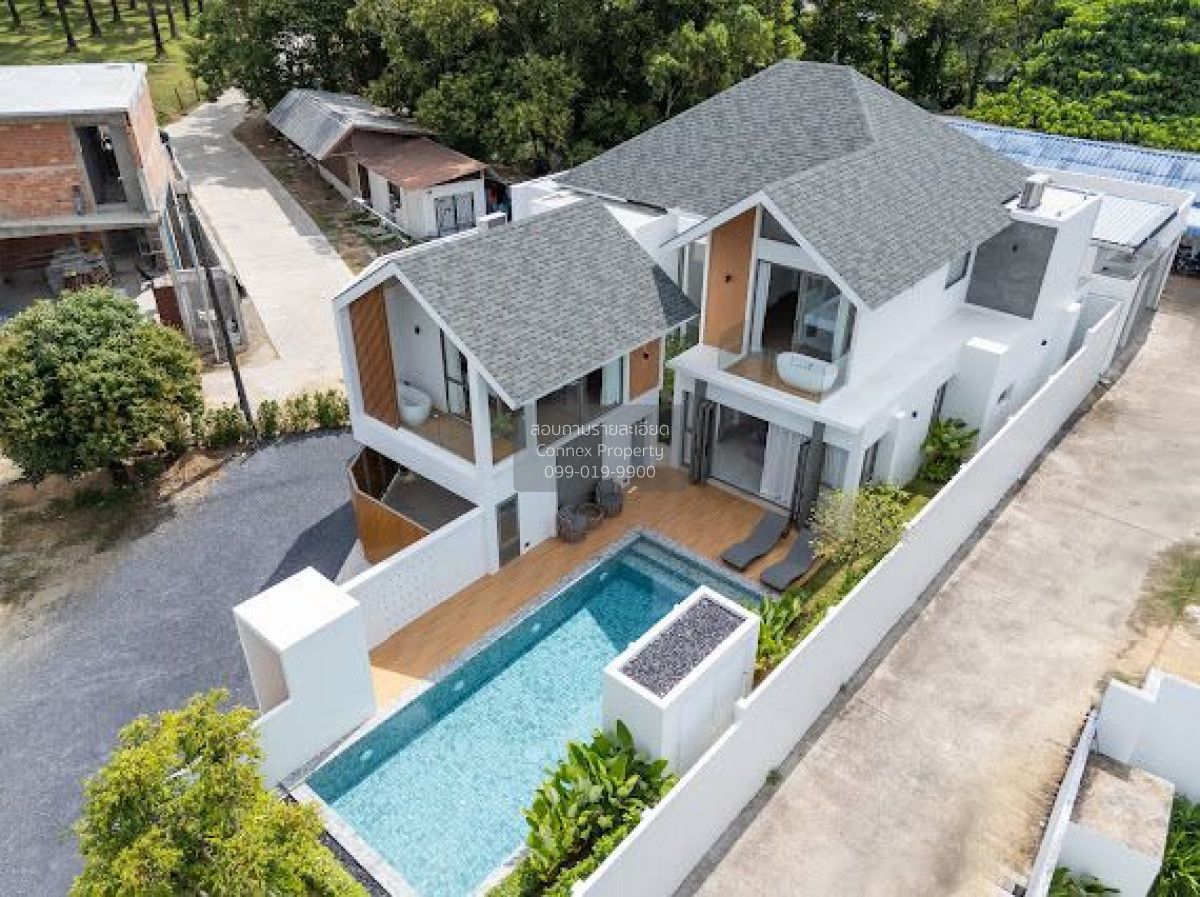 7 Bedrooms House for sale In Si Sunthon Phuket