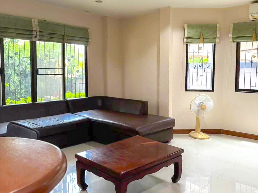 4 Bedroom House For Rent In Nong Prue, Chon Buri