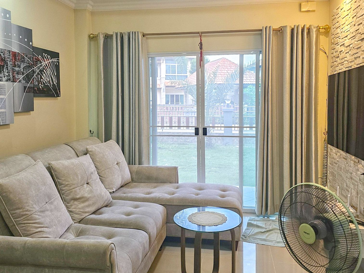 2 Bedroom House For Rent In Nong Prue, Chon Buri