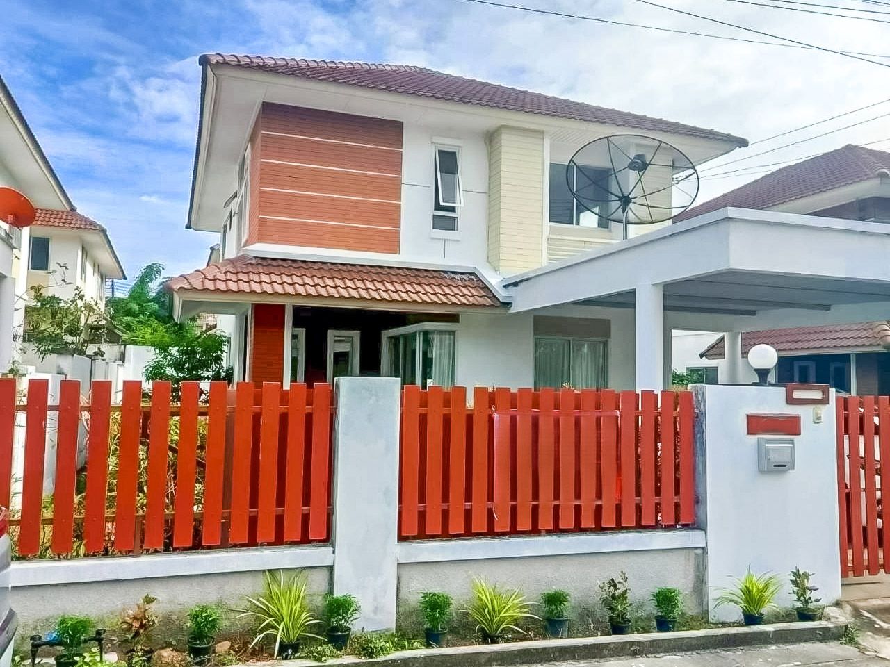 3 Bedroom House For Rent In Bang Lamung, Chon Buri
