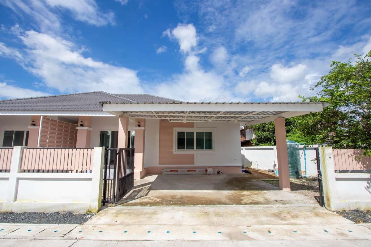 3 Bedroom House For Rent In Ton Pao, Chiang Mai