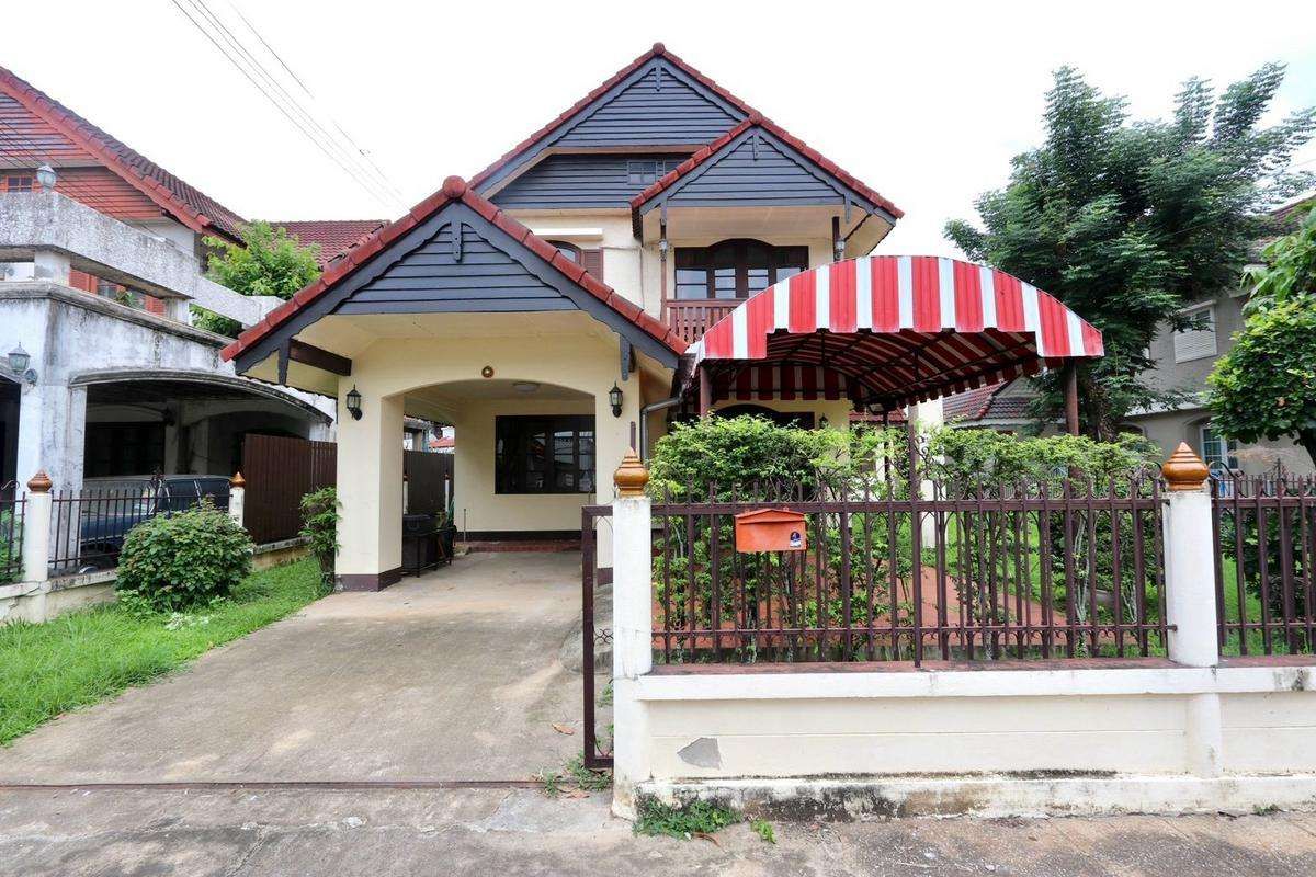 3 Bedroom House For Rent In Pa Daet, Chiang Mai