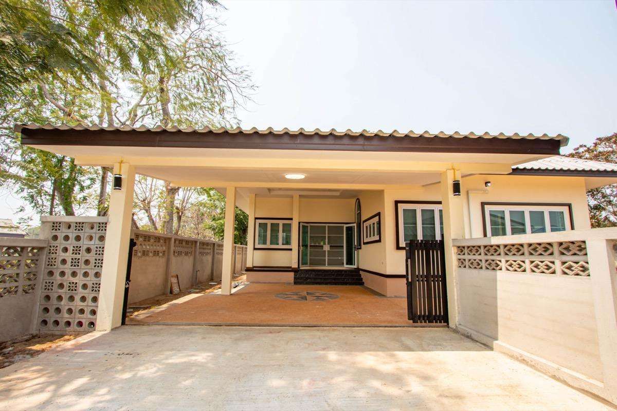 3 Bedroom House For Rent In San Phisuea, Chiang Mai