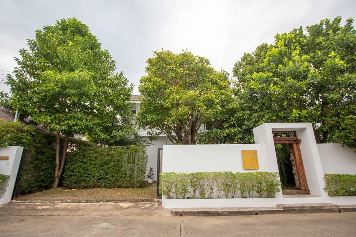 4 Bedroom House For Rent In Nong Chom, Chiang Mai