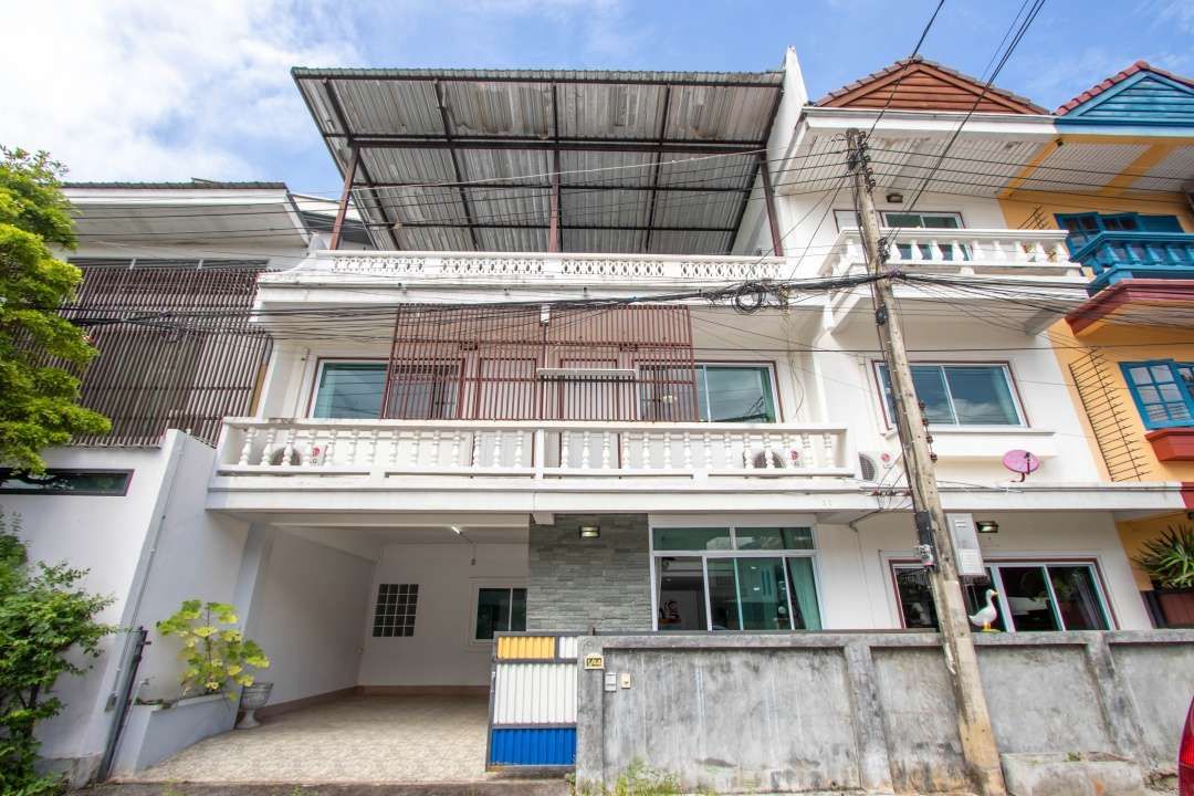 5 Bedroom House For Rent In Chang Phueak, Chiang Mai