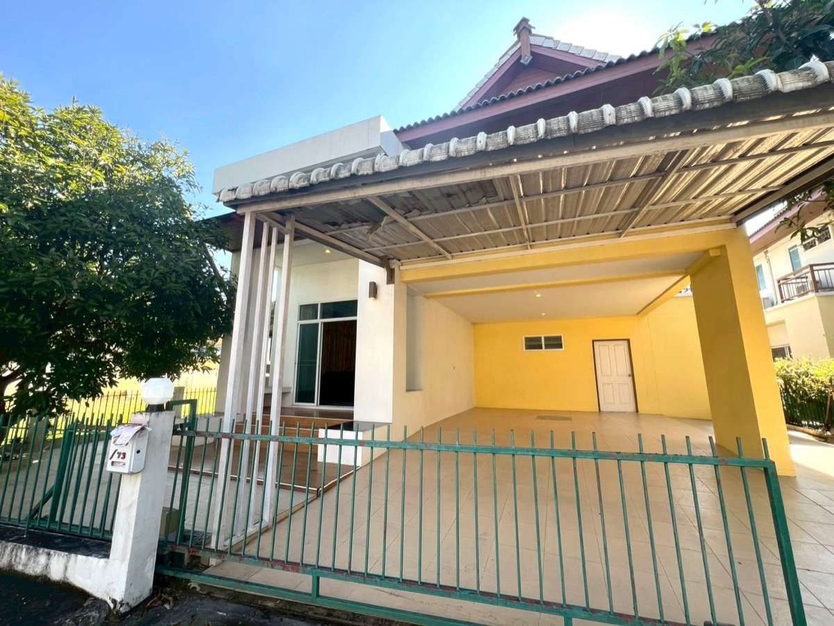 4 Bedroom House For Rent In Nong Chom, Chiang Mai