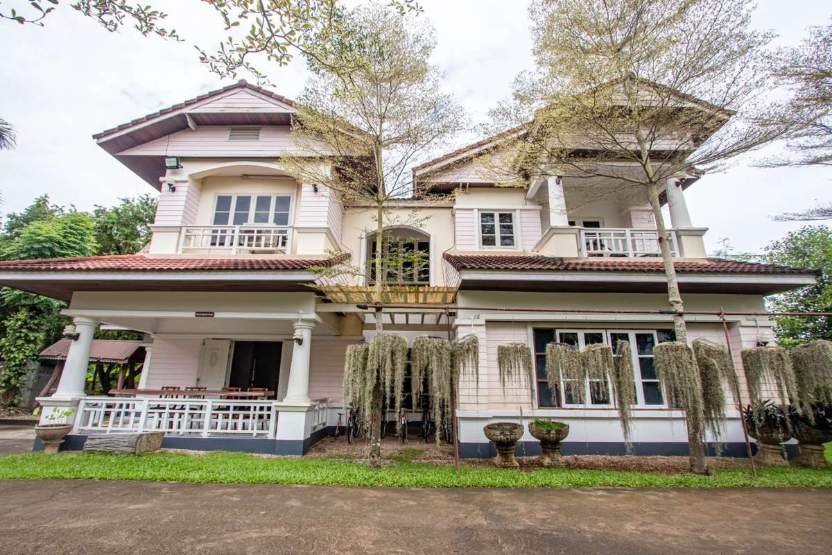 5 Bedroom House For Rent In Tha Wang Tan, Chiang Mai