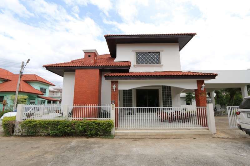 4 Bedroom House For Rent In San Phak Wan, Chiang Mai
