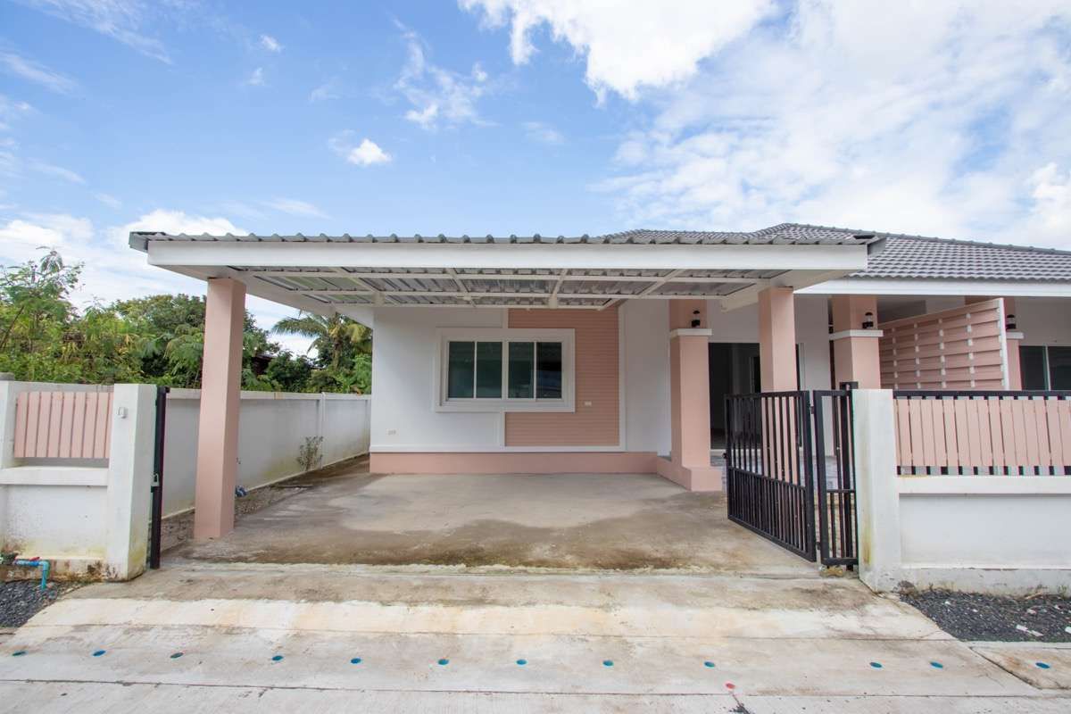 3 Bedroom House For Rent In Ton Pao, Chiang Mai