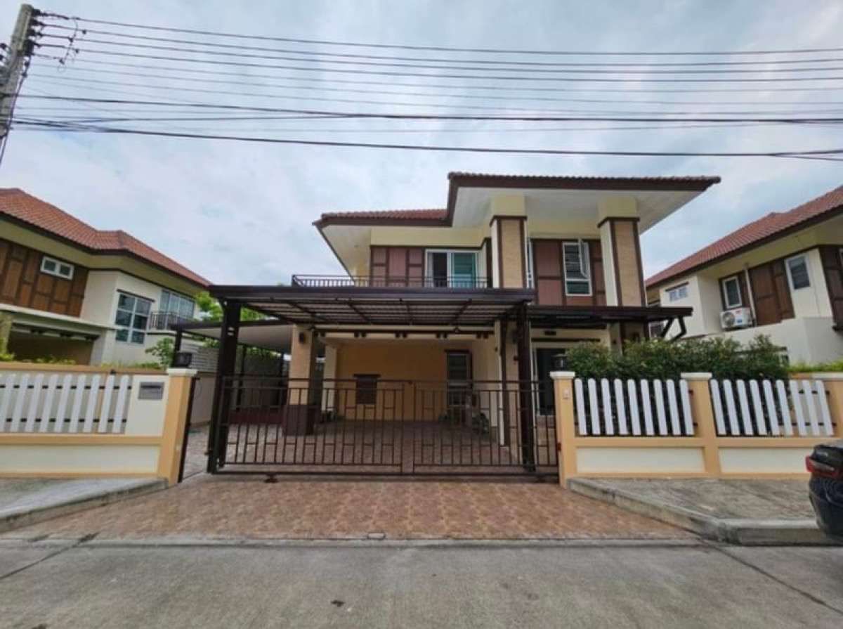 3 Bedroom House For Rent In San Kamphaeng, Chiang Mai