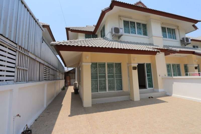 2 Bedroom House For Rent In Pa Daet, Chiang Mai
