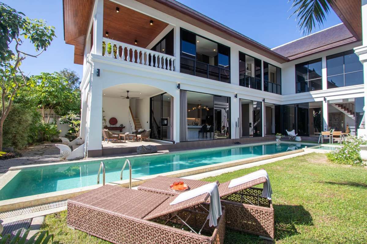 6 Bedrooms House for sale In Talat Khwan Chiang Mai