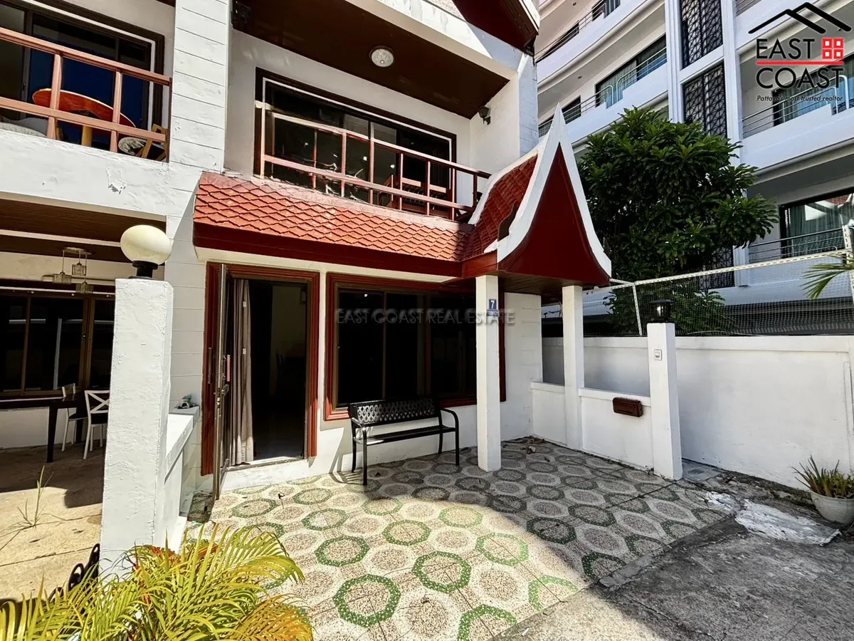 5 Bedroom House For Rent At Corrib Village