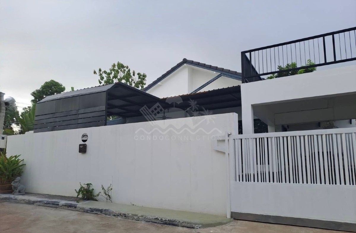 3 Bedroom House For Rent In Huai Yai, Chon Buri