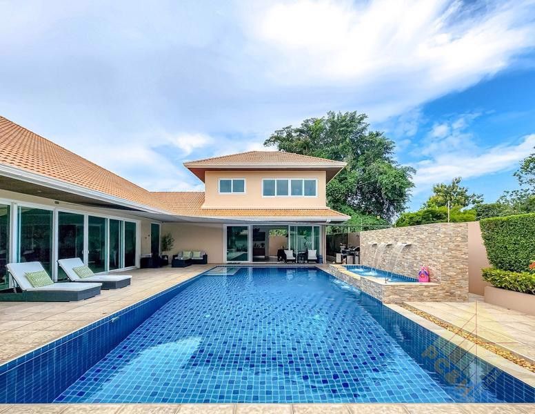 5 Bedrooms House for sale In Sedona Villas Pong Pattaya