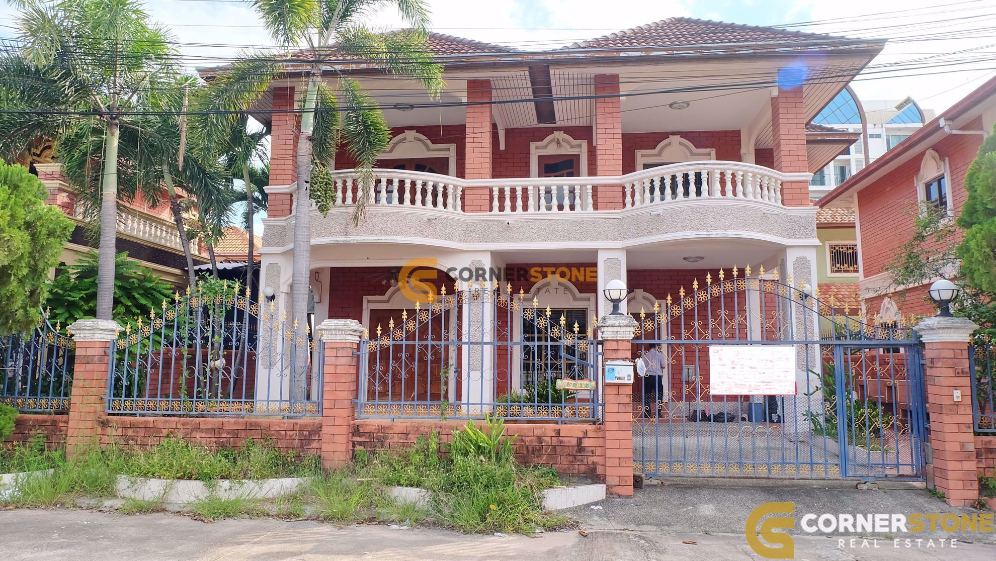 3 Bedroom House For Rent In Na Kluea, Chon Buri