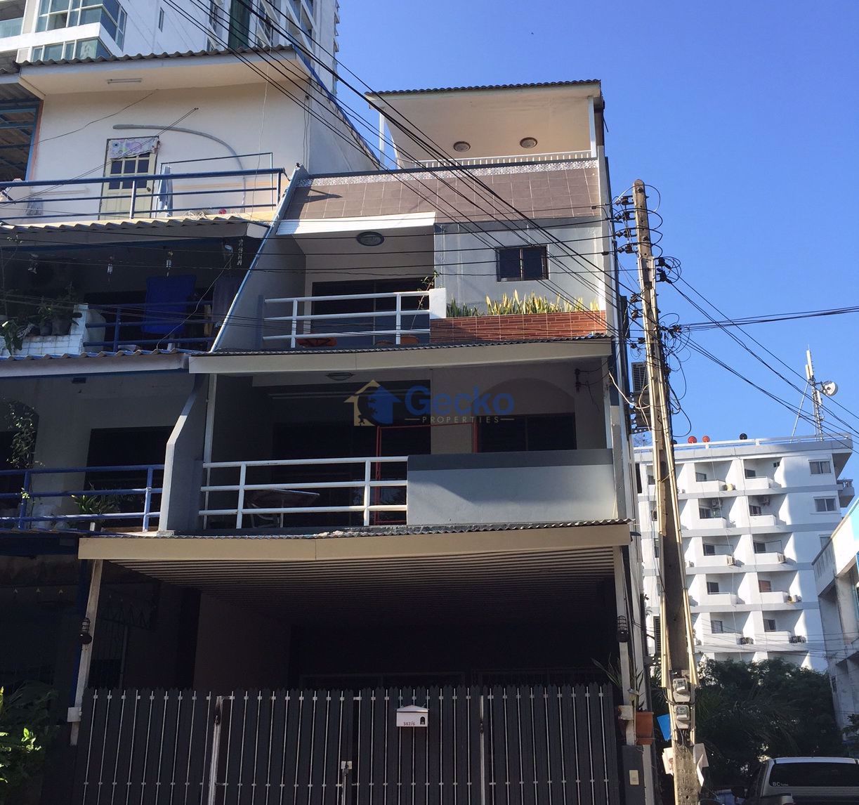4 Bedroom House For Rent In Nong Prue, Chon Buri