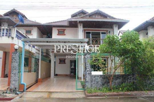 4 Bedroom House For Rent In Na Kluea, Chon Buri