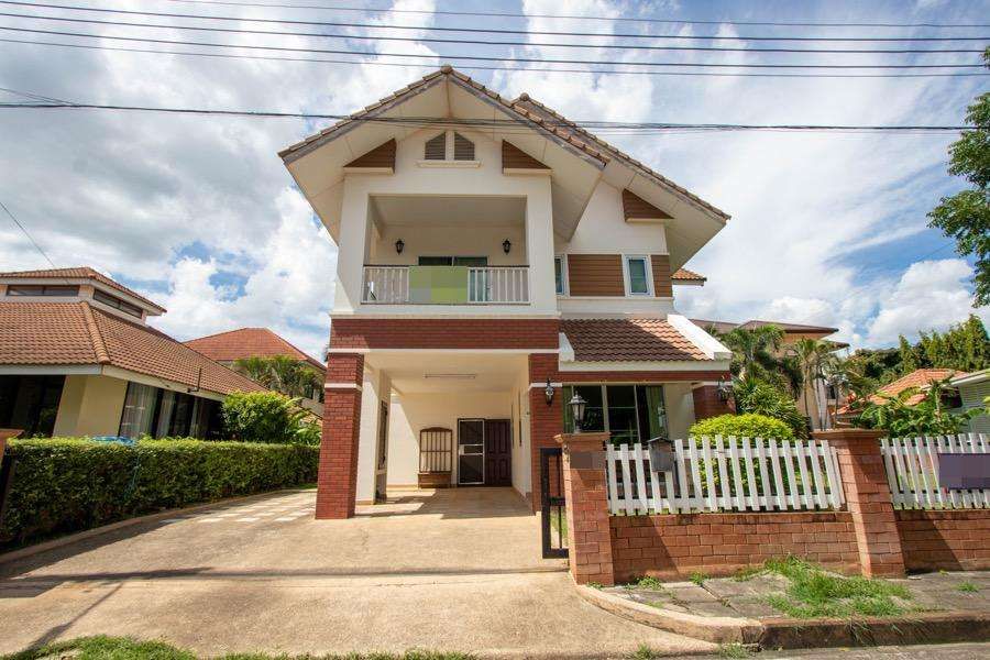 3 Bedroom House For Rent In Nong Khwai, Chiang Mai