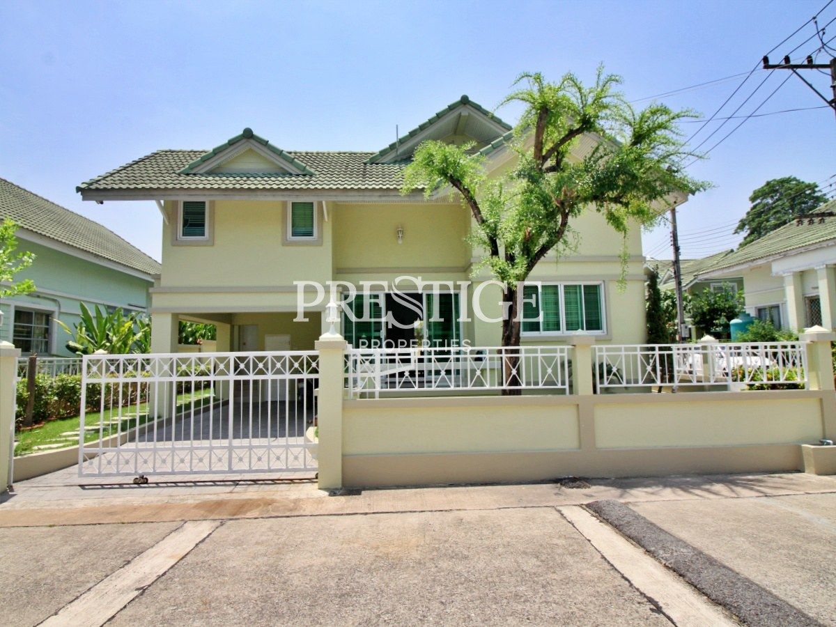 3 Bedroom House For Rent At Baan Chalita 1