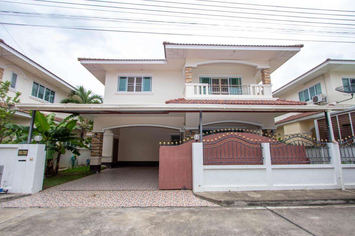 3 Bedroom House For Rent In Ton Pao, Chiang Mai