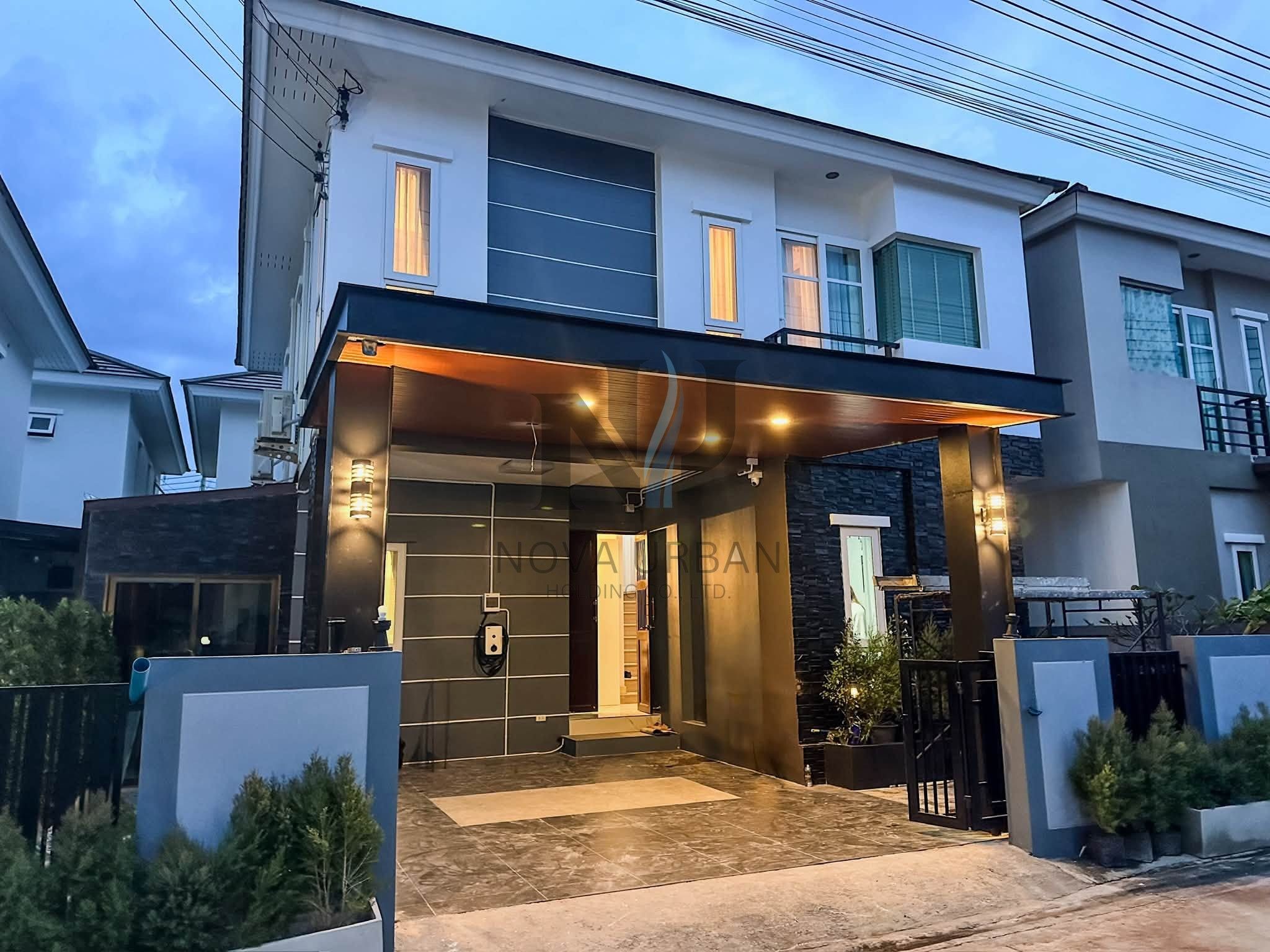 4 Bedroom House For Rent In Takhian Tia, Chon Buri