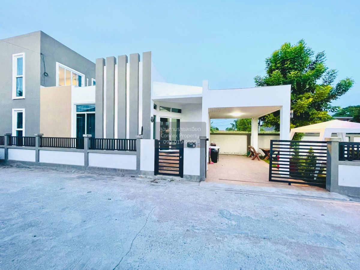 2 Bedroom House For Rent In Nong Pla Lai, Chon Buri
