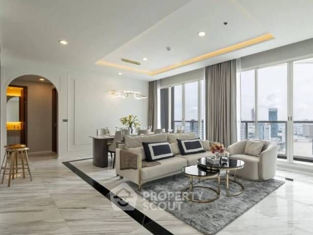 4 Bedrooms Condo for sale In Wat Phraya Krai Bangkok