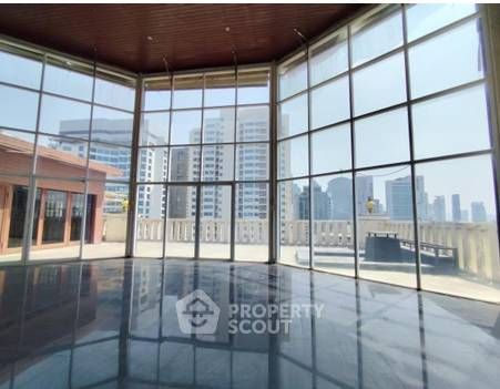 6 Bedrooms Condo for sale In Fairview Tower Khlong Toei Bangkok
