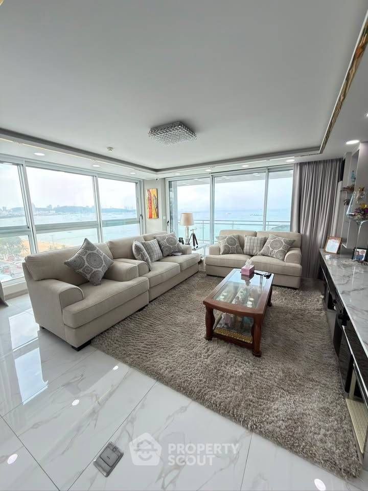 2 Bedrooms Condo for sale In Northshore Na Kluea Pattaya