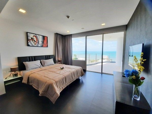 3 Bedrooms Condo for sale In La Royale Beach Nong Prue Pattaya