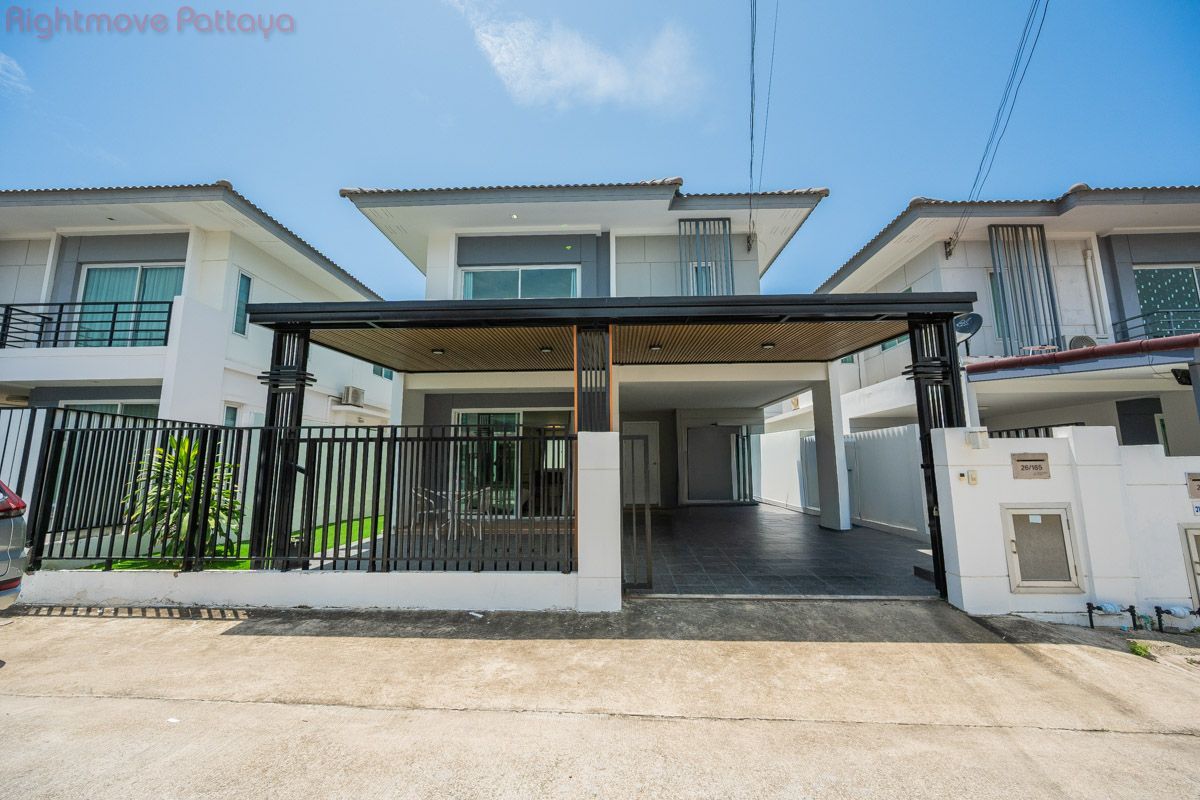 3 Bedroom House For Rent In Huai Yai, Chon Buri