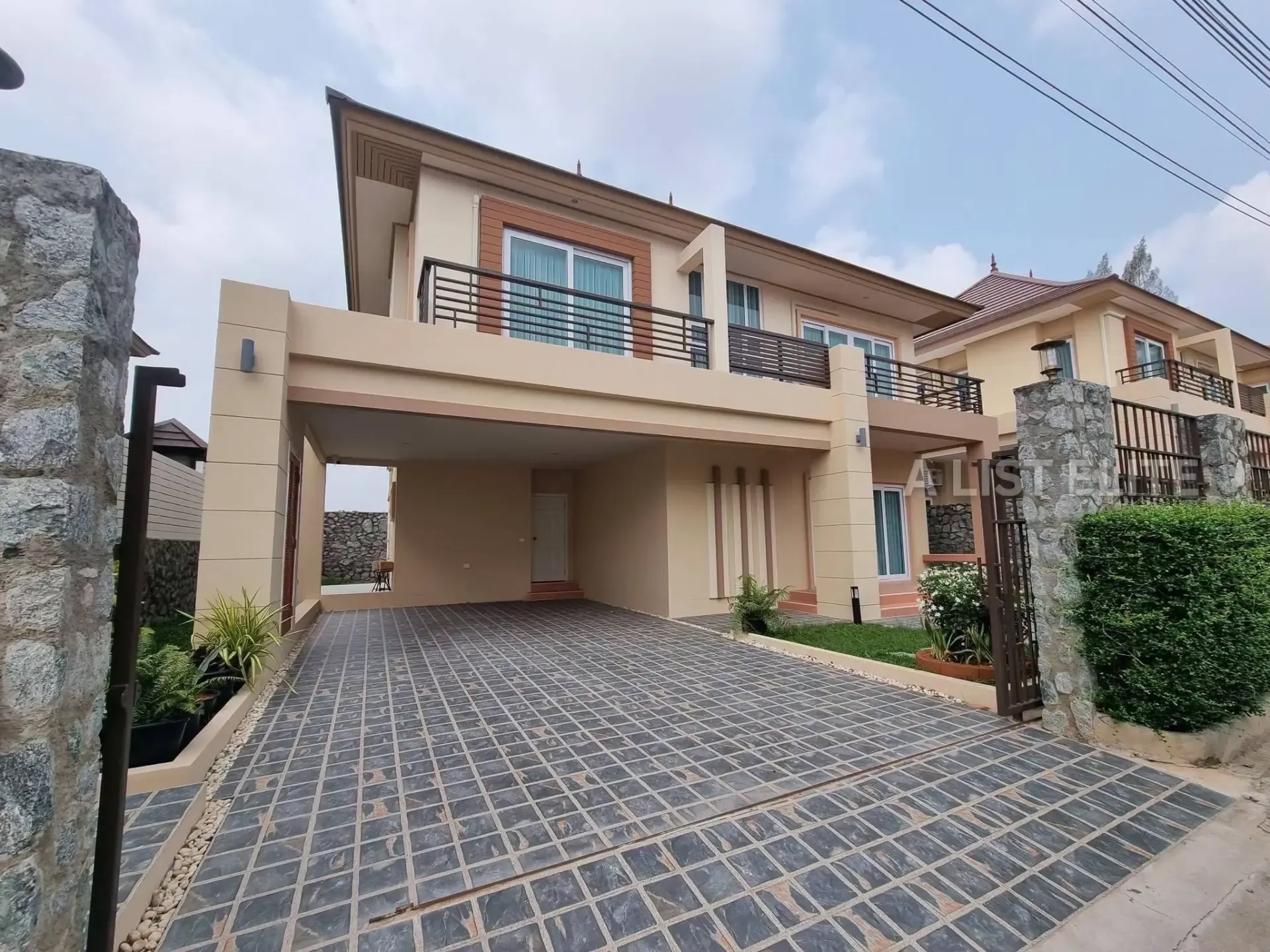 4 Bedroom House For Rent At Censiri Home
