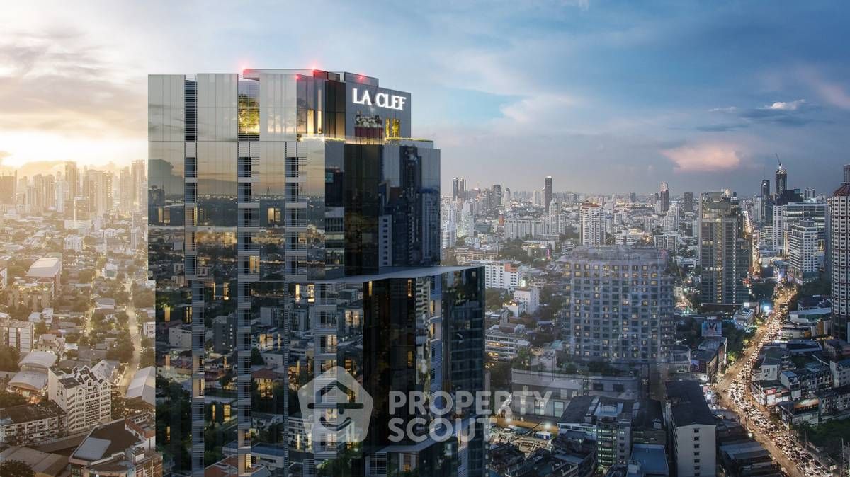 4 Bedrooms Condo for sale In The Residences 38 Phra Khanong Bangkok
