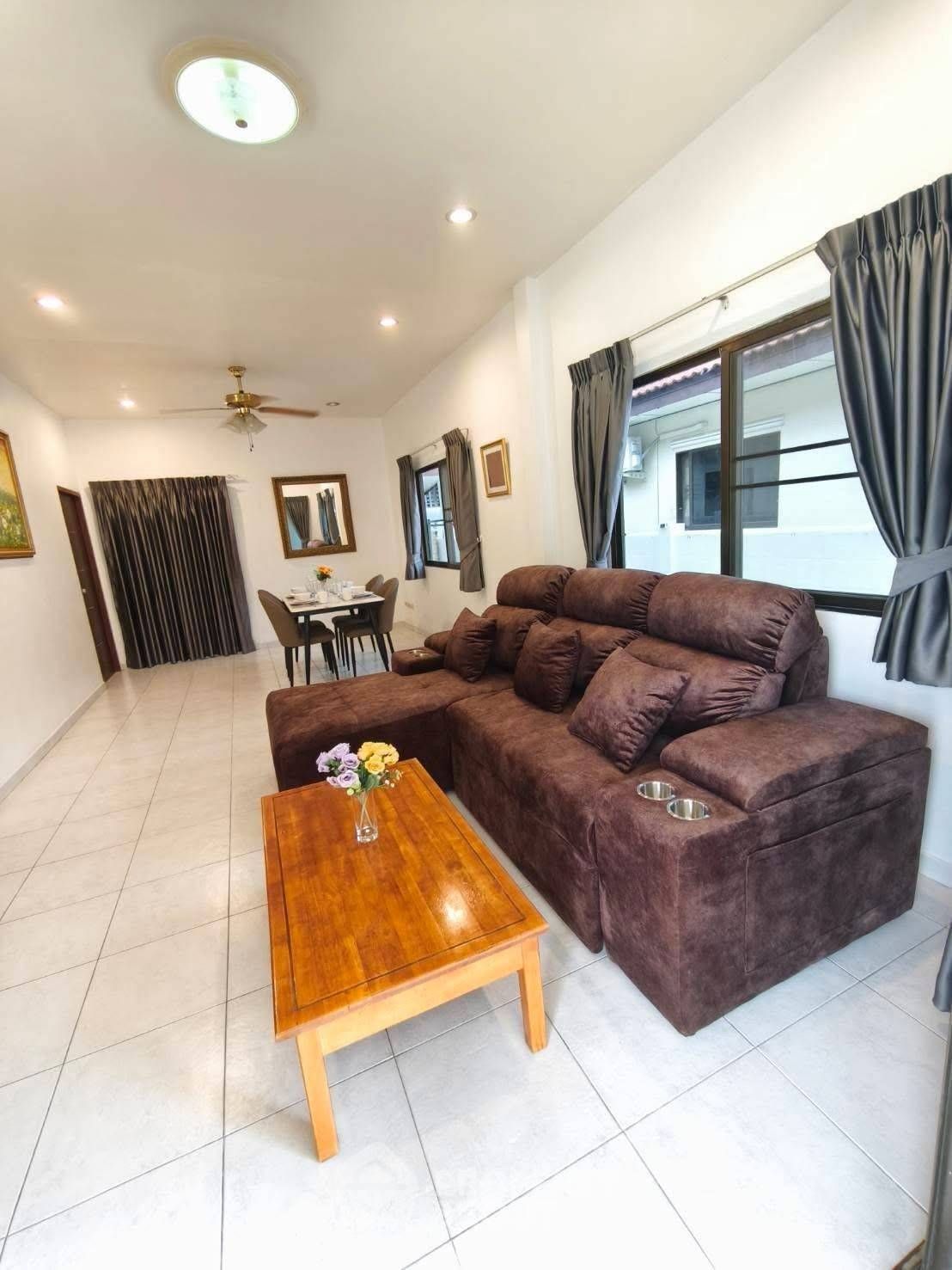 3 Bedroom House For Rent At Royal Park Village