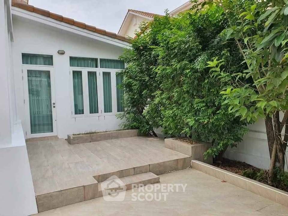4 Bedroom House For Rent At Baan Fah Rim Haad