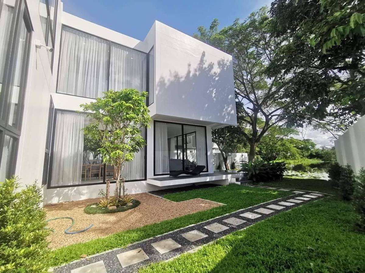 4 Bedroom House For Rent In San Phak Wan, Chiang Mai