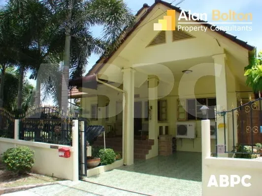 3 Bedroom House For Rent In Takhian Tia, Chon Buri