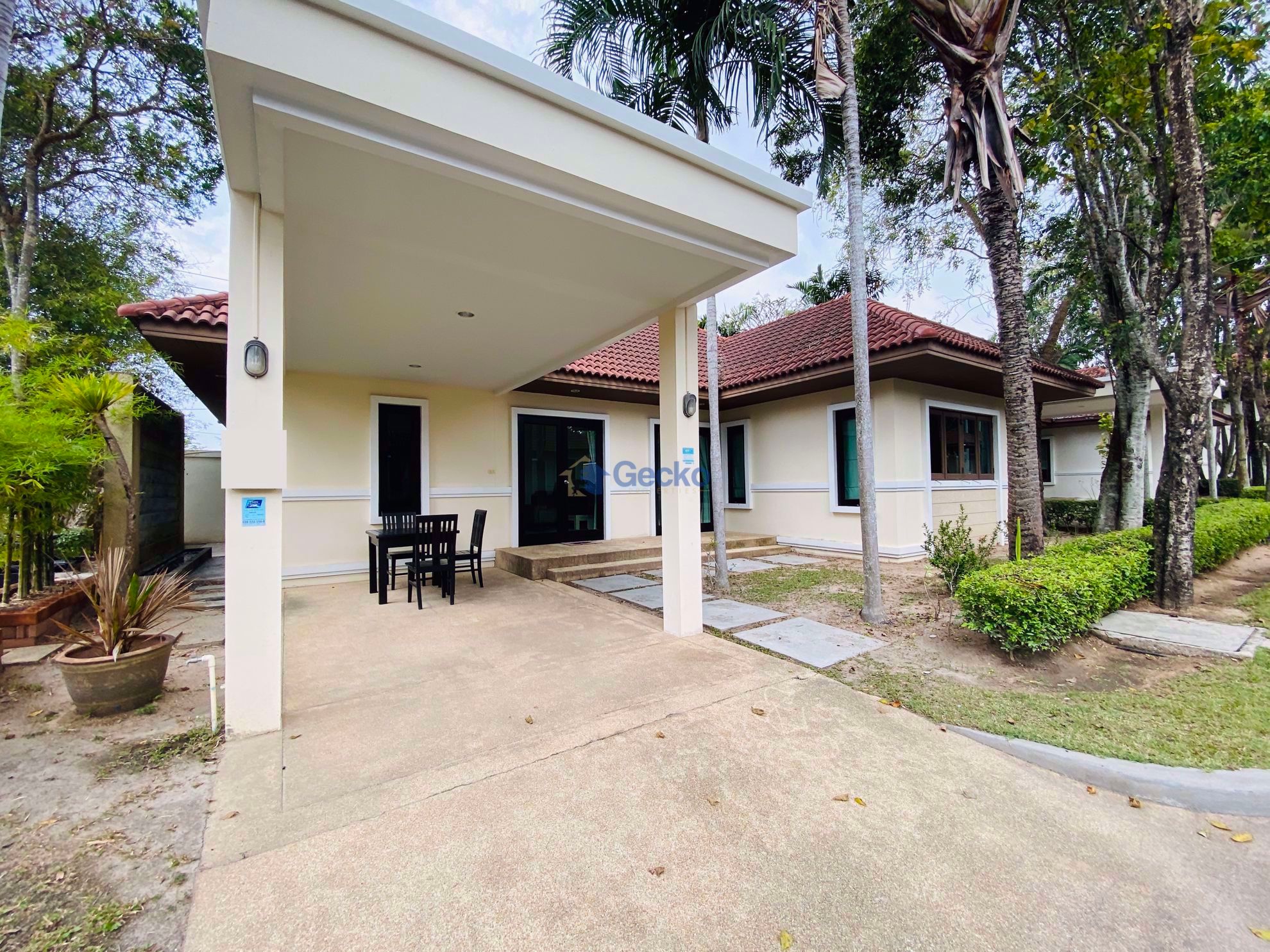 3 Bedroom House For Rent In Pong, Chon Buri