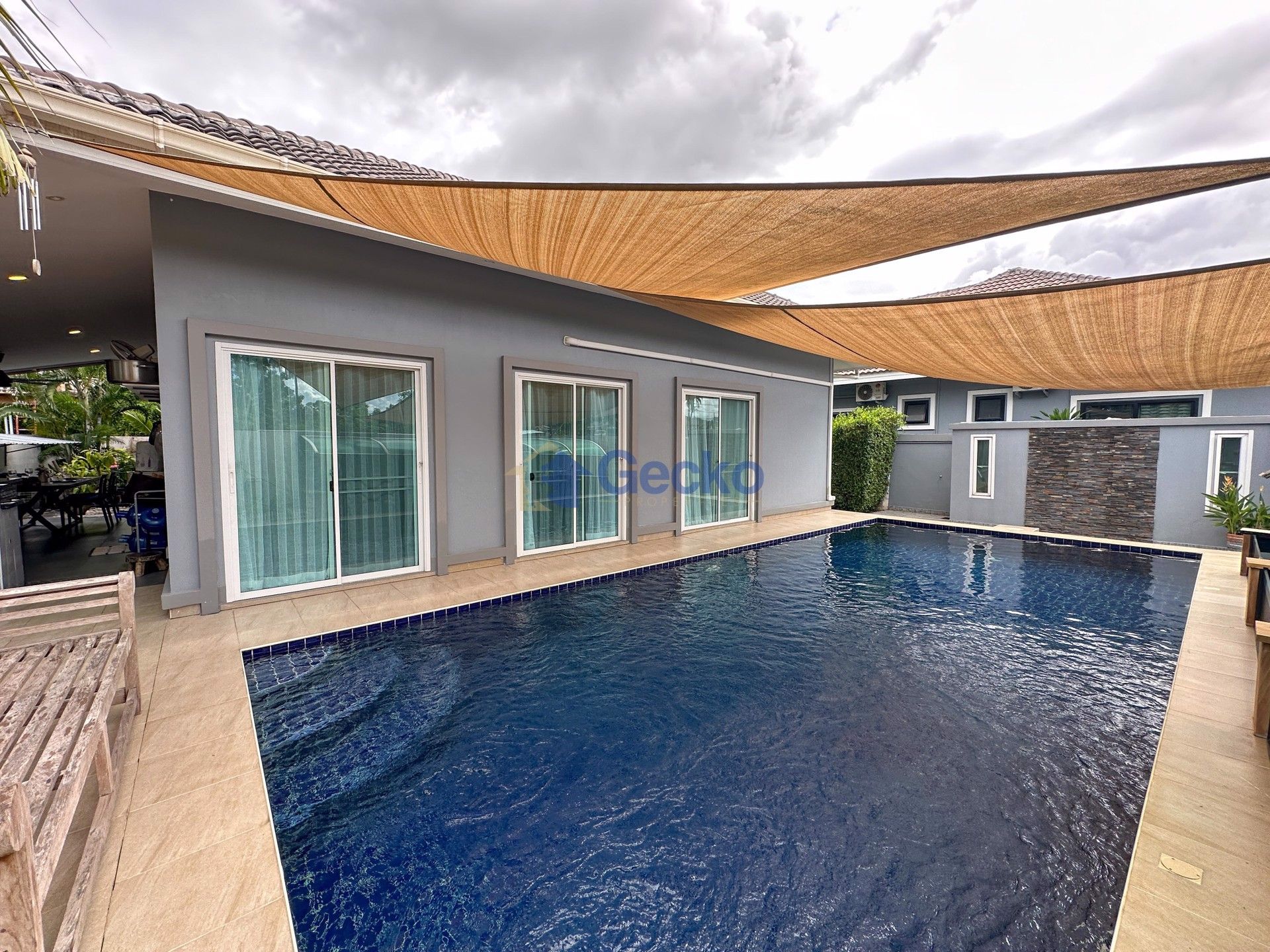 3 Bedroom House For Rent In Pong, Chon Buri
