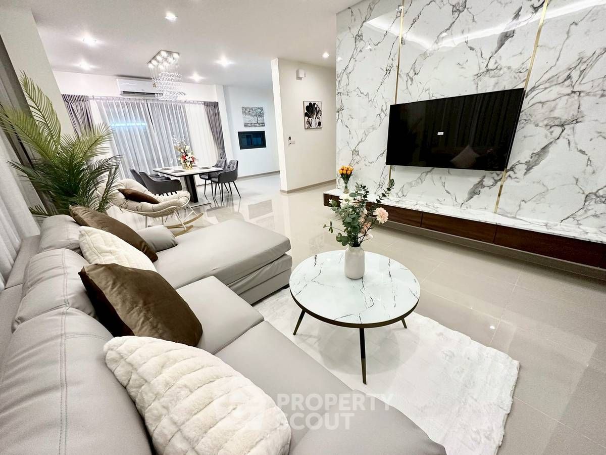 4 Bedroom House For Rent At Patta Element