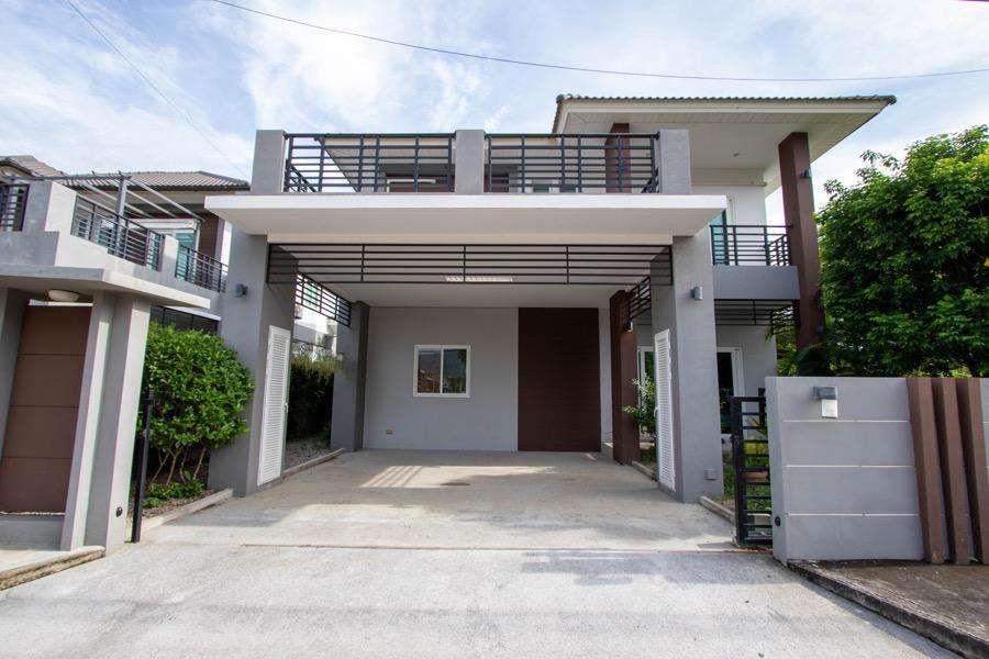 4 Bedroom House For Rent In Nong Khwai, Chiang Mai