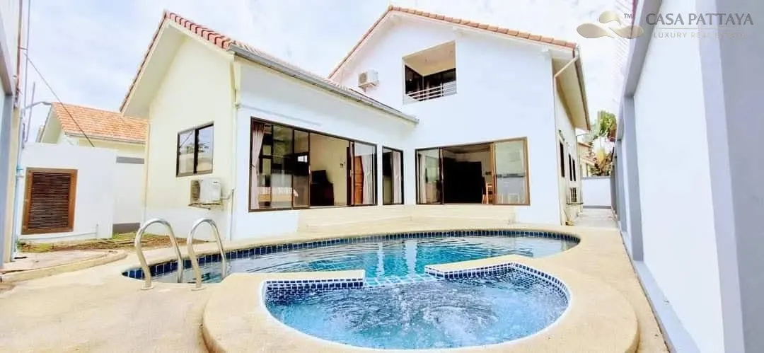 5 Bedroom Villa For Rent In Nong Prue, Chon Buri