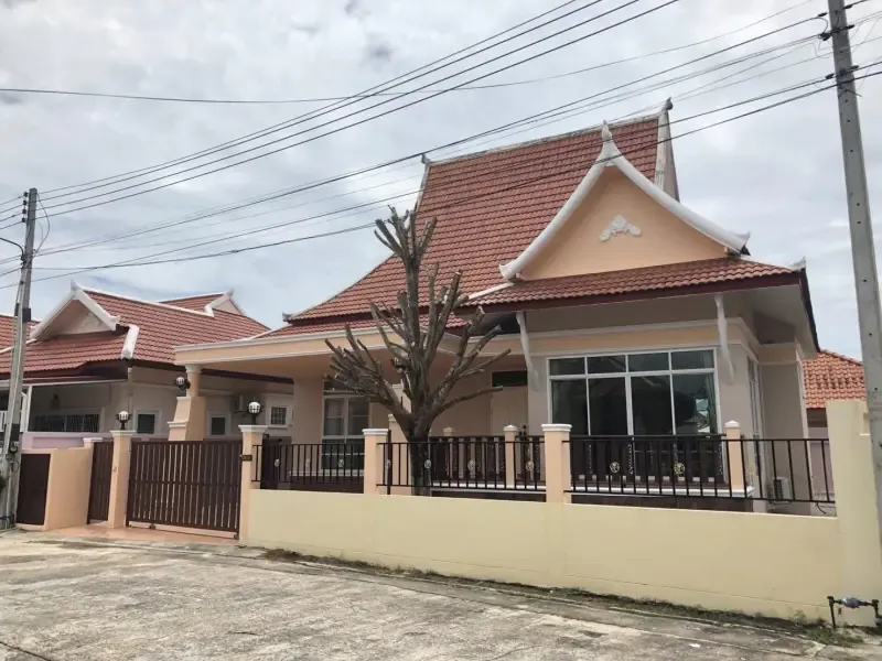 2 Bedroom House For Rent In Nong Prue, Chon Buri