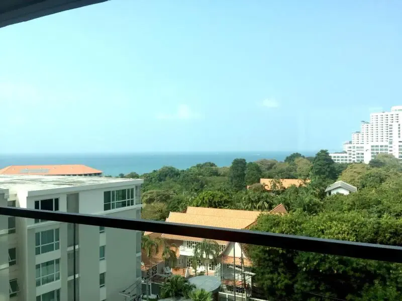 1 Bedroom Condo For Rent At The Peak Towers