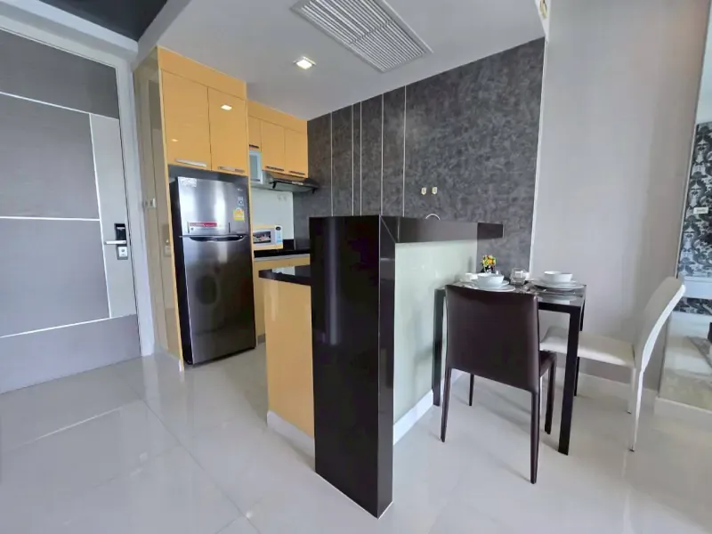 1 Bedroom Condo For Rent At Apus