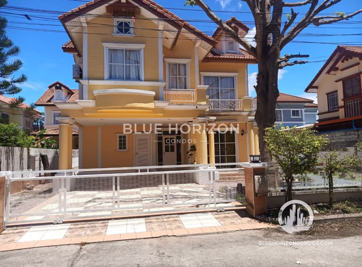 3 Bedroom Villa For Rent In Na Kluea, Chon Buri