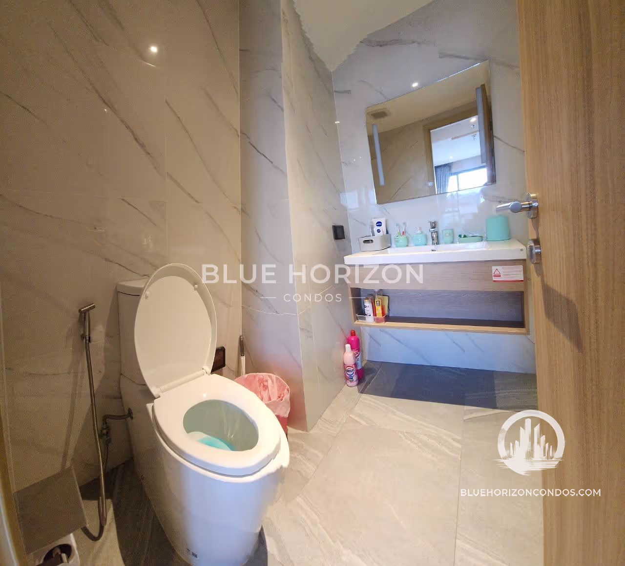 1 Bedroom Condo For Rent In Na Kluea, Chon Buri