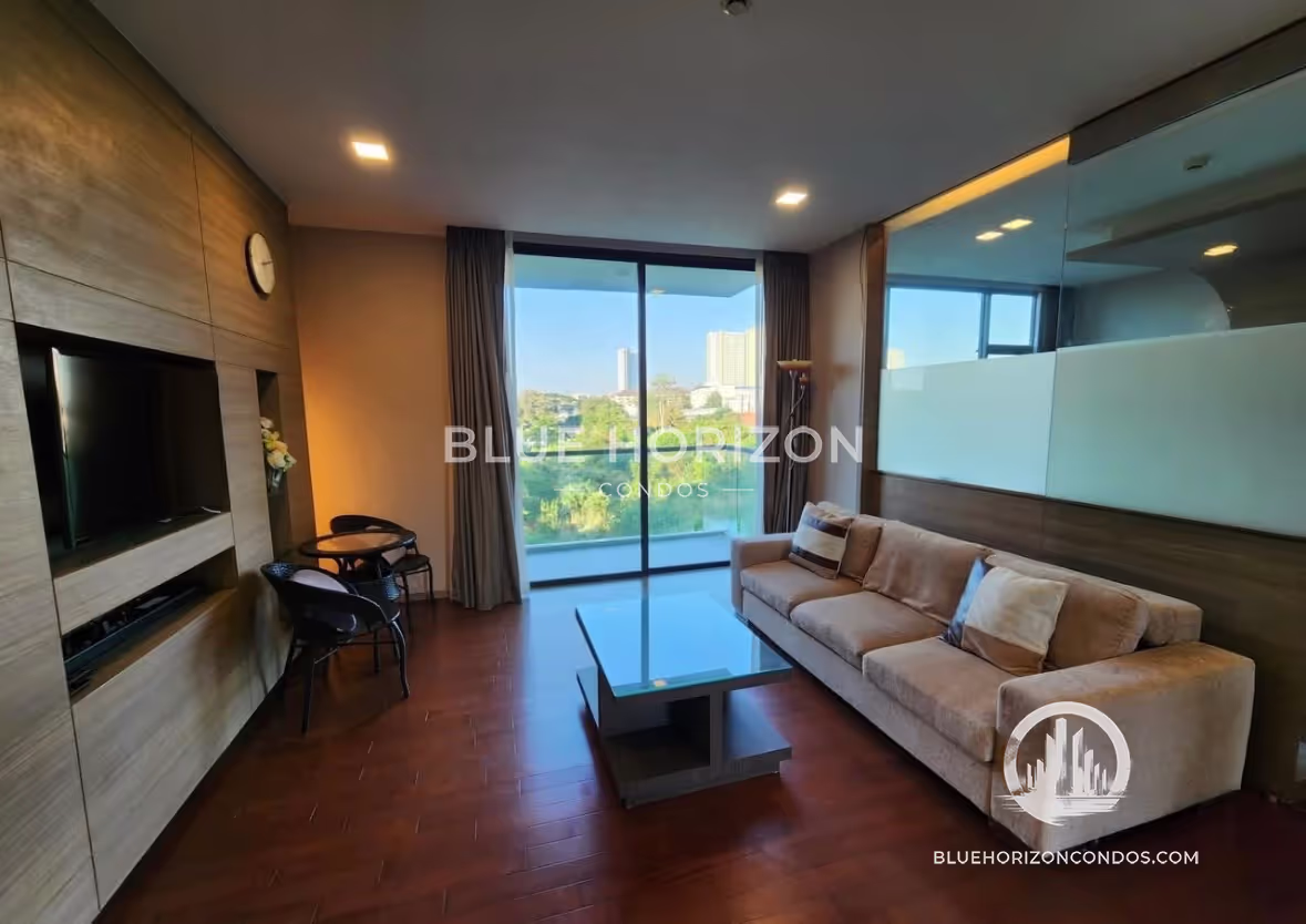 1 Bedroom Condo For Rent In Na Kluea, Chon Buri